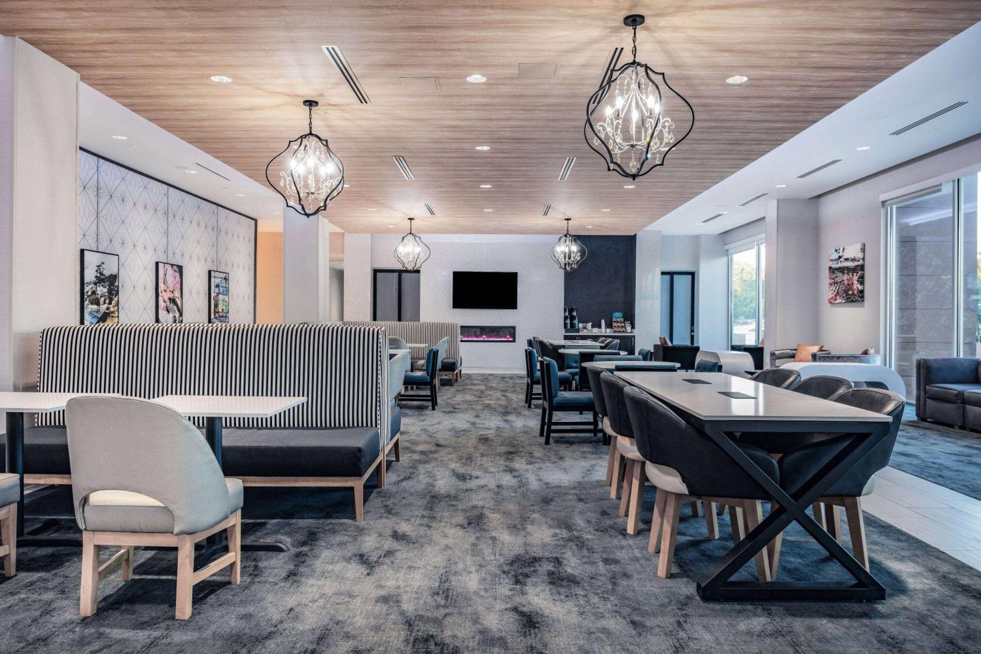 La Quinta Inn & Suites By Wyndham Yucaipa Ngoại thất bức ảnh