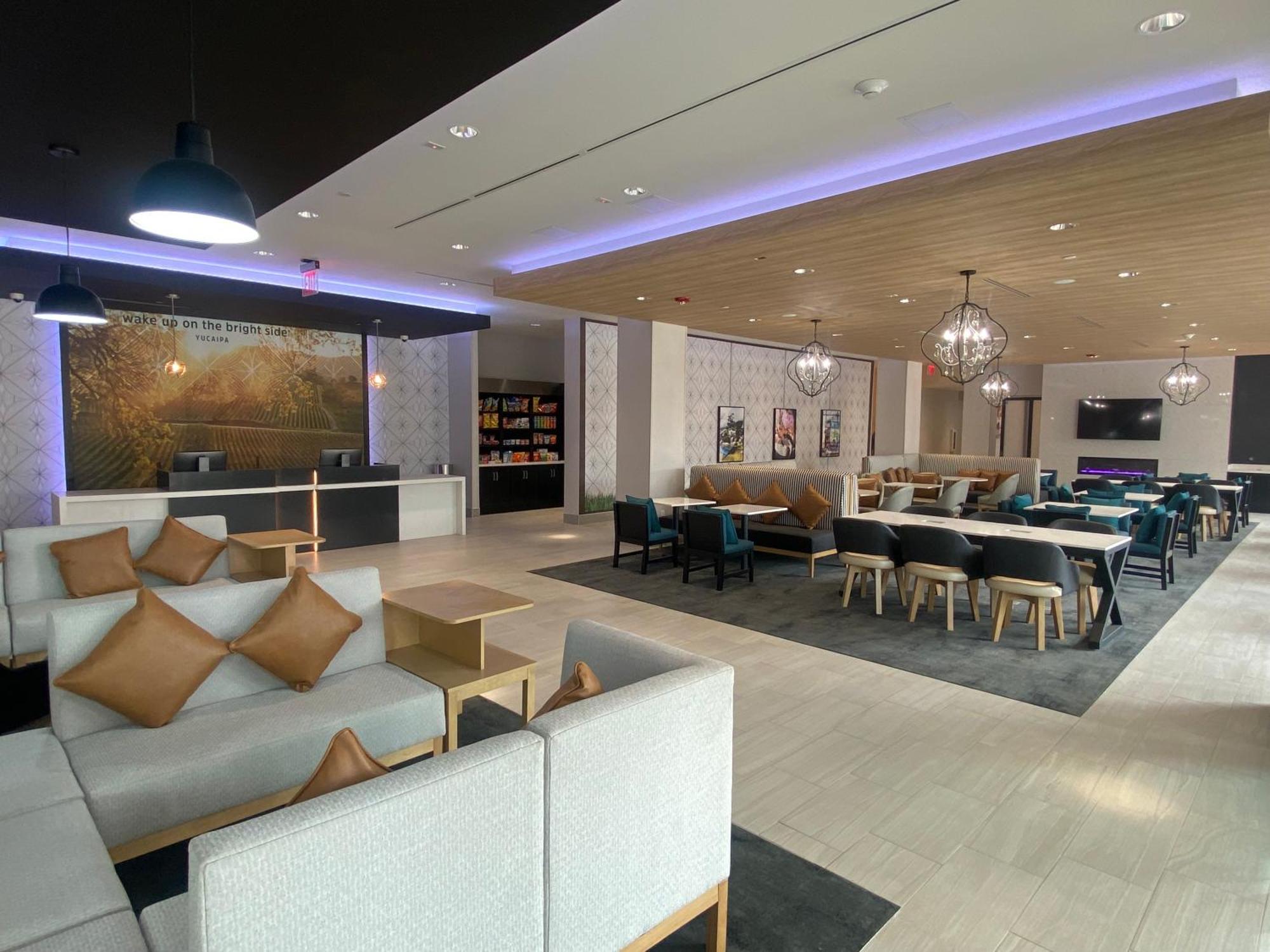 La Quinta Inn & Suites By Wyndham Yucaipa Ngoại thất bức ảnh